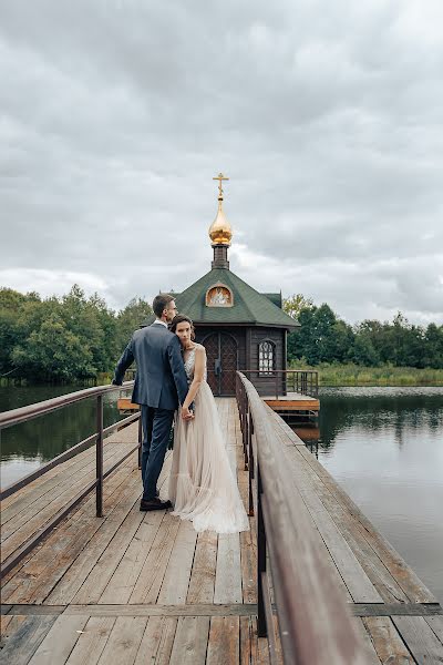 Fotógrafo de casamento Lana Potapova (lanapotapova). Foto de 11 de outubro 2019