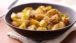 Grilled Rosemary-Onion Potatoes was pinched from <a href="http://www.bettycrocker.com/recipes/grilled-rosemary-onion-potatoes/2ad34bbb-7371-47d9-b2c3-fdc21db73b65" target="_blank">www.bettycrocker.com.</a>