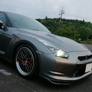 NISSAN GT-R R35