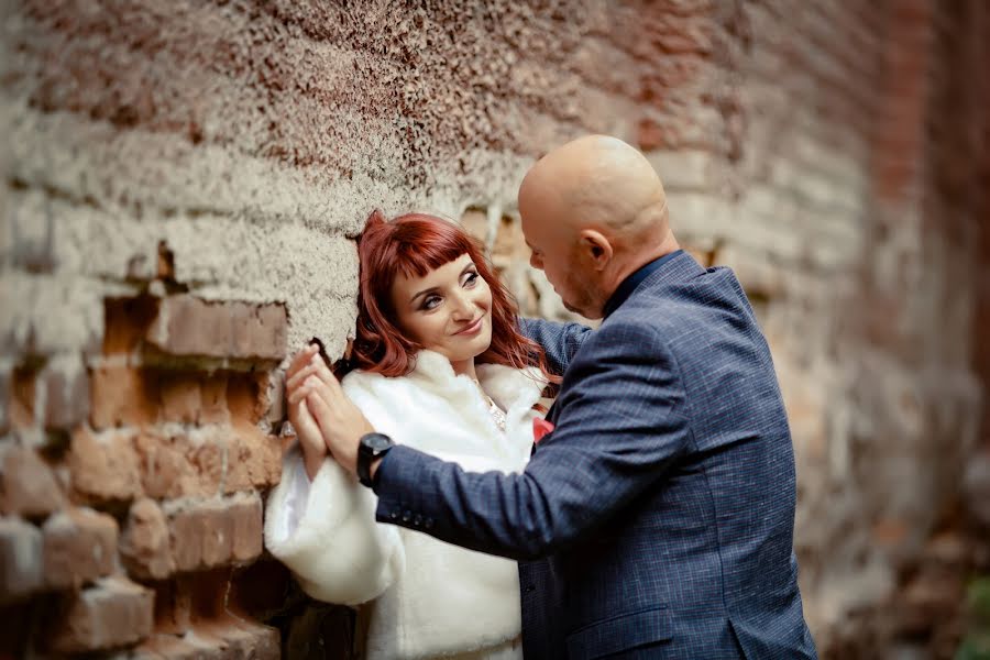 Wedding photographer Olga Bogatyreva (olyoli). Photo of 9 October 2017