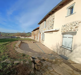 ferme à Saint-Just-la-Pendue (42)