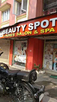 Beauty Spot Ladies Salon &Spa photo 2