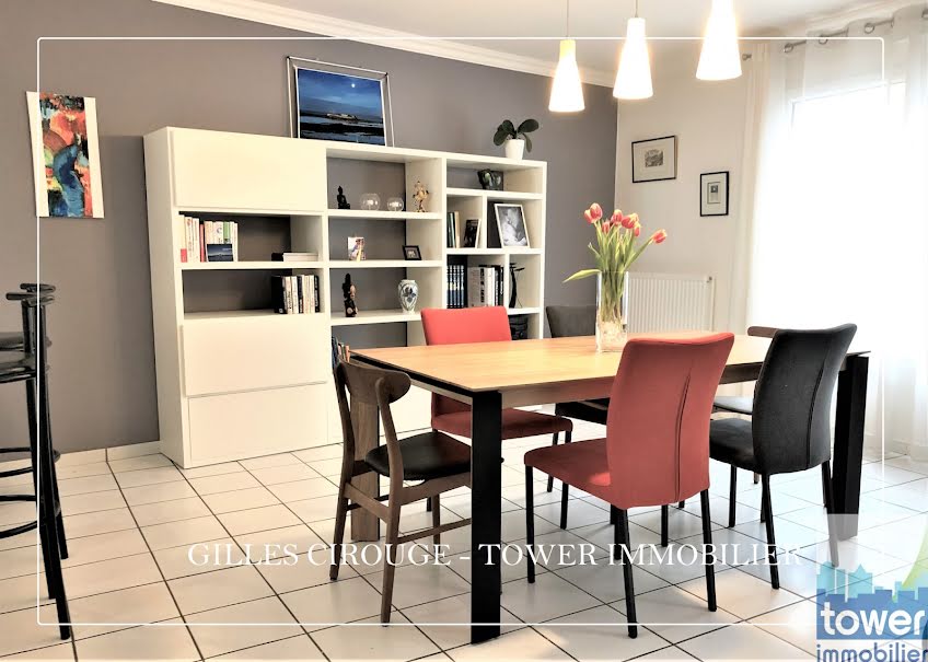 Vente maison 9 pièces 220 m² à Lorient (56100), 457 600 €