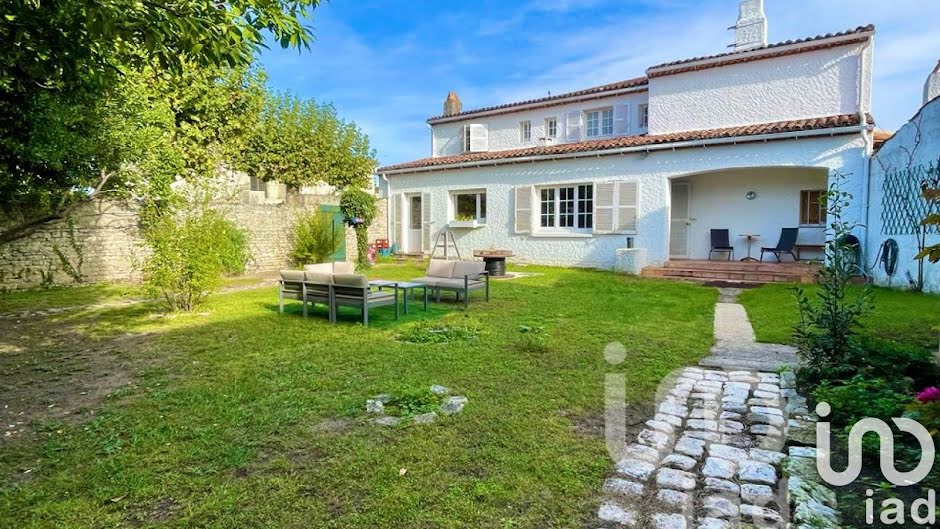 Vente maison 12 pièces 331 m² à Saujon (17600), 599 000 €