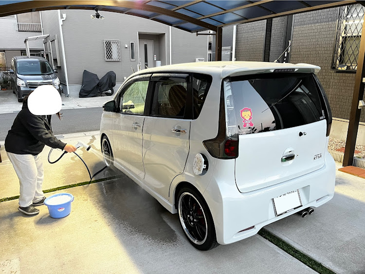 デイズハイウェイスターの今年もあとわずか・今年最後の洗車・洗車・嫁ちゃんの愛車に関するカスタム事例の投稿画像2枚目