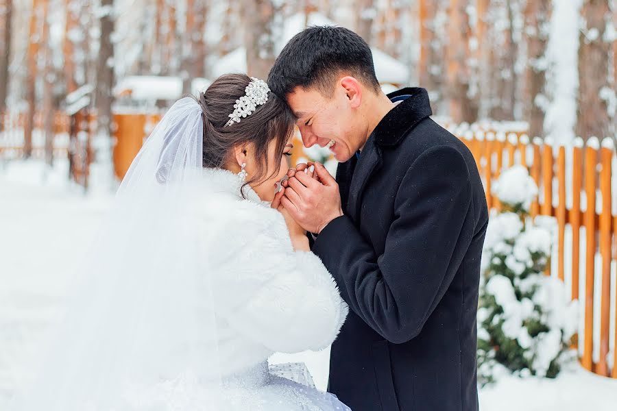 Fotografo di matrimoni Rinat Khabibulin (photorinat). Foto del 24 febbraio 2019