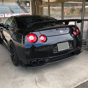 NISSAN GT-R R35