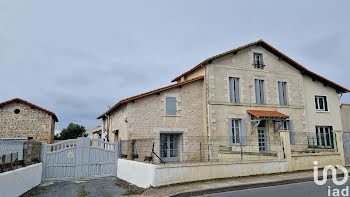 maison à Saint-Sulpice-de-Royan (17)