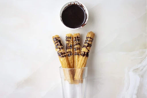 Churros With Chocolate Sauce