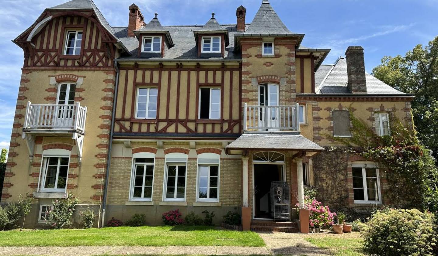 House with pool Saint-Calais