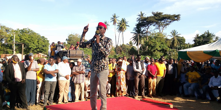 Kimilili MP Didmus Barasa addresses Msambweni residents on Sawa Sawa grounds in Kwale on Thursday, October 15, 2020.