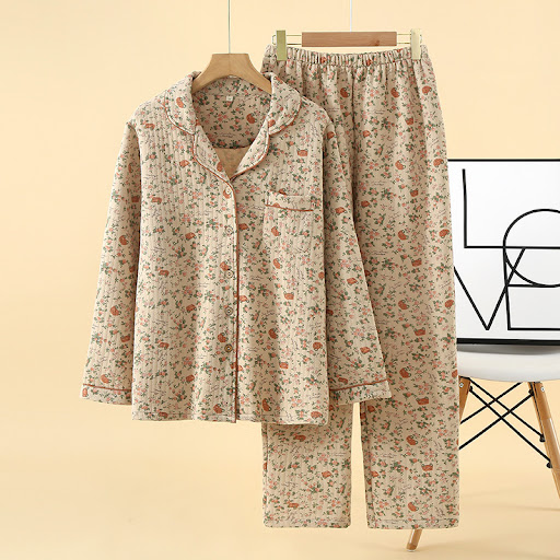 Title 3, Womens Fashion Leisure Warm Quilted Floral Lap...