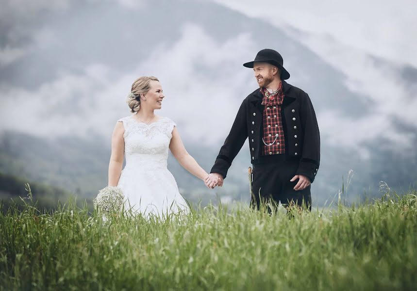 Bryllupsfotograf Christine Stokkebryn (stokkebryn). Bilde av 14 mai 2019