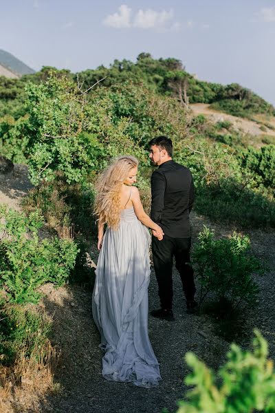 Fotógrafo de casamento Anatoliy Kulikov (coolikov). Foto de 30 de junho 2016