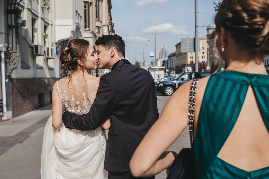 結婚式の写真家Evgeniya Batysheva (b-bee)。2018 12月7日の写真