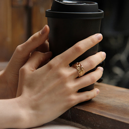Title 3, Womens Niche Design Sterling Silver Ring. Expe...