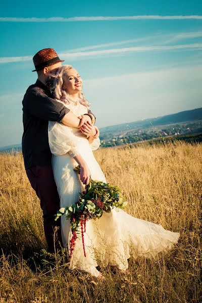 Fotógrafo de bodas Elena Yarem (elenayarem24). Foto del 16 de noviembre 2017