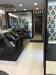 New Look Unisex Salon photo 2