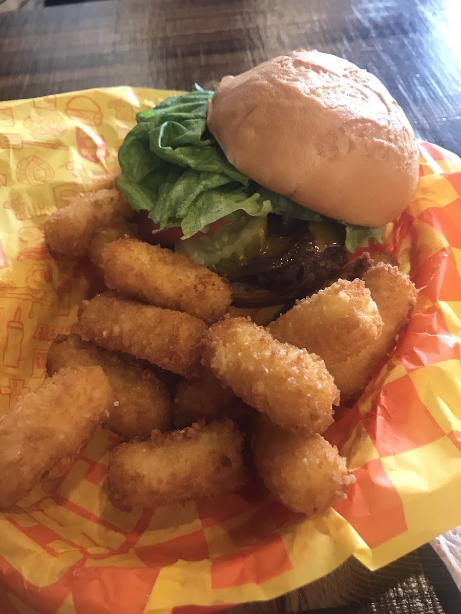 Gluten-Free at Chedda Burger