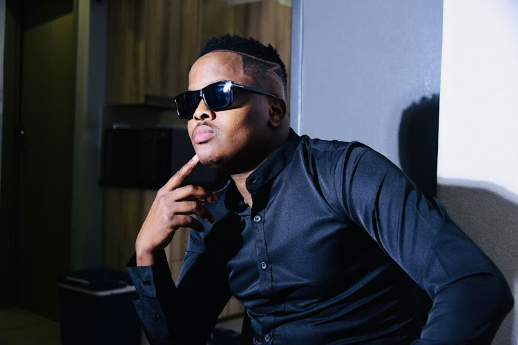 Singer Khuzani Mpungose is taking maskandi music to the stars through innovation and use of social media.