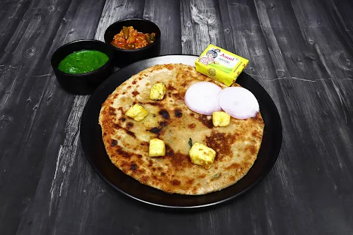 Paneer Pyaz Paratha