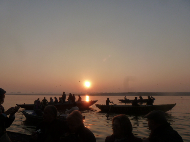 VARANASI - UN POQUITO DE INDIA Y UN POQUITO DE NEPAL (27)