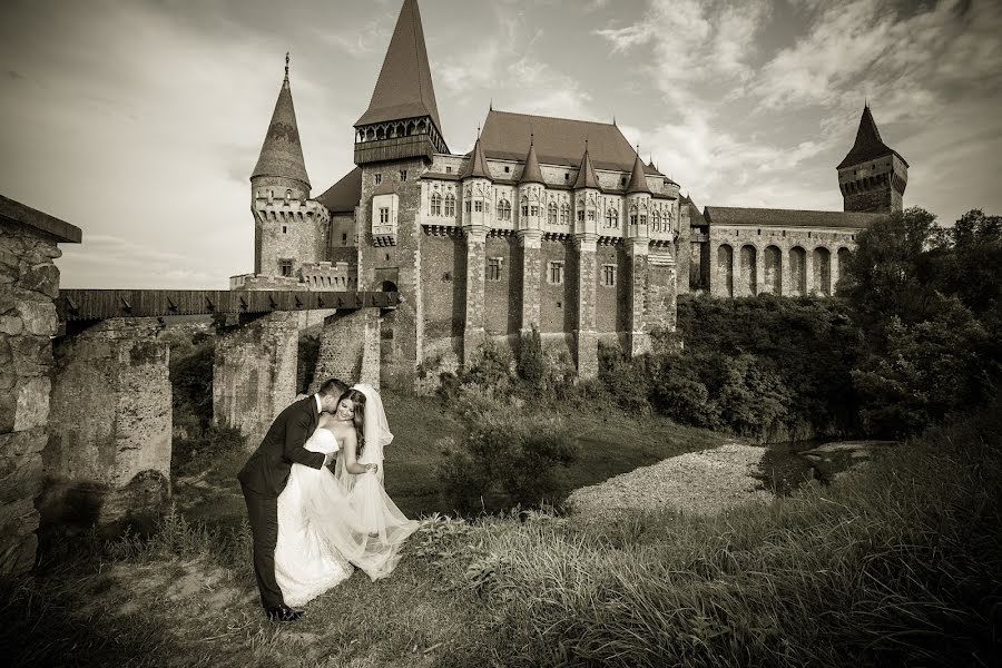 Wedding photographer Laurentiu Ciuruc (binecuvantare). Photo of 10 August 2016