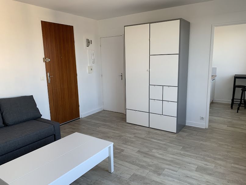 Location meublée appartement 1 pièce 25.88 m² à Tours (37000), 520 €