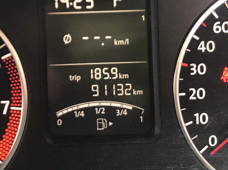 ポロのポロ TSI・MITSUBISHI MOTORS・俺の車・愛情・洗車に関するカスタム事例の投稿画像15枚目