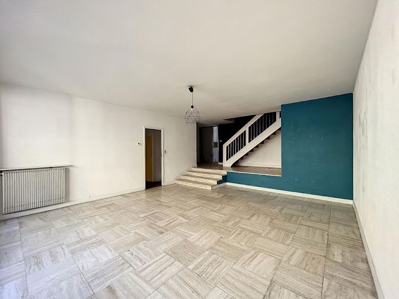 Vente appartement 4 pièces 119 m² à Avignon (84000), 306 000 €