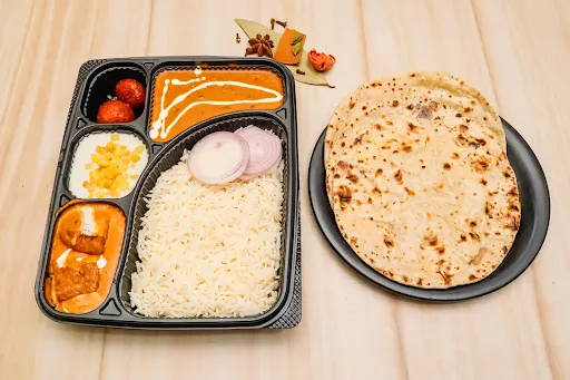 Soya Chaap Masala With Dal Makhani Thali