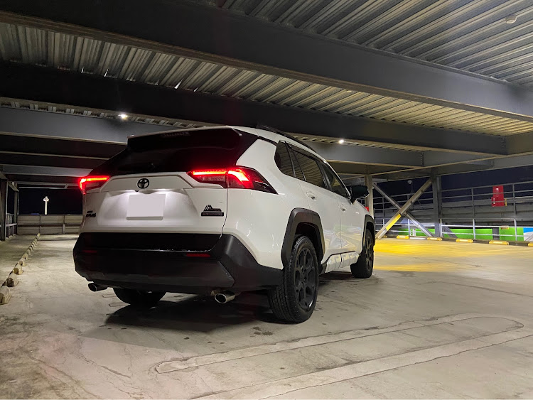RAV4のRAV4オフロードパッケージ・お別れ・いいクルマでした・最後の写活に関するカスタム事例の投稿画像4枚目
