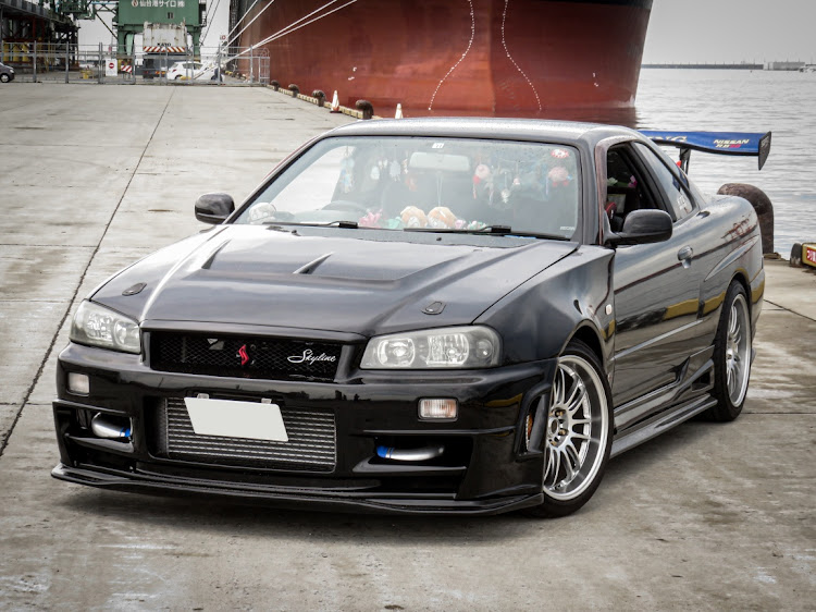 スカイラインの愛車カスタムエピソード・5年間の歴史・気付けばフルエアロ・z-tuneに関するカスタム事例の投稿画像1枚目