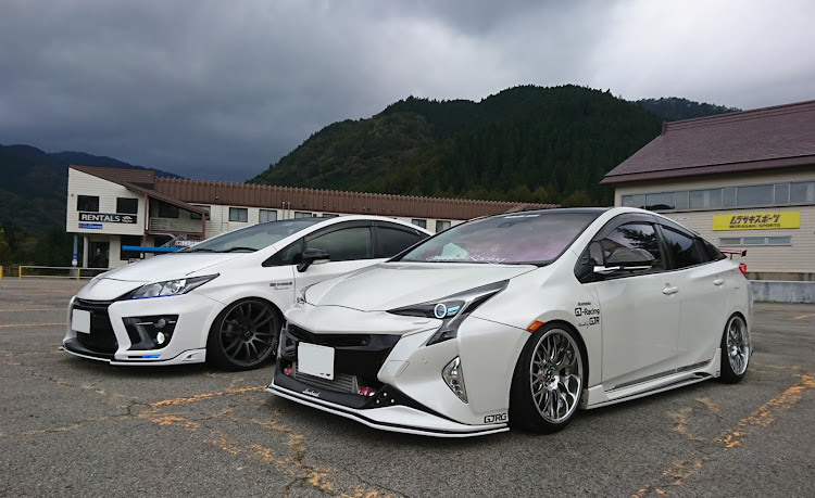 プリウス G'sのコラボありがとうございました・PickUp Cars 2021・コラボ撮影🎵・いいね、コメントありがとうございます！に関するカスタム事例の投稿画像5枚目