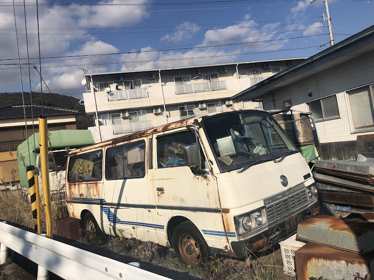 🆂ⓛⓘⓟⓟⓔⓡ🅴ⓢⓠⓤⓔさんが投稿した草ヒロ・高知のストリートシーン・高知・廃車・旧車に関するカスタム事例の投稿画像7枚目