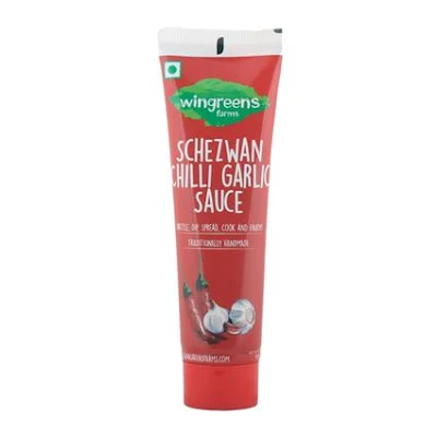 Wingreens Farms Wingreens Szwan Chili Garlic Suce - 130 gm