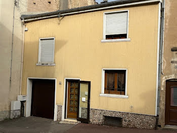 maison à Mirecourt (88)