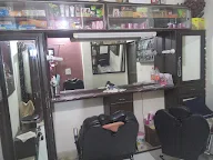 Gaury Beauty Parlour photo 1