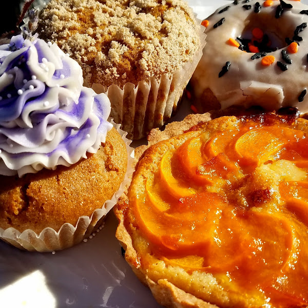 Gluten-Free Cupcakes at Early Dawn Bakery