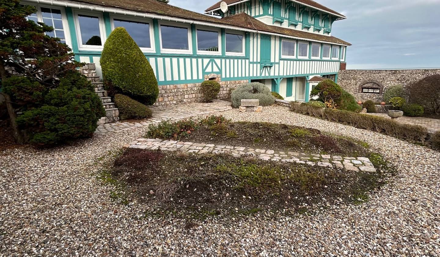 Seaside property Saint-Valery-en-Caux