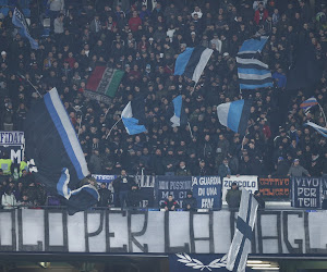 Confinés, les supporters chantent à la gloire du Napoli dans toute la ville 