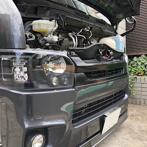 ハイエースバン TRH200V