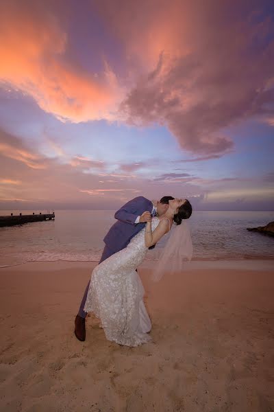 Fotógrafo de casamento Nadine Biezmienova (nadine). Foto de 7 de agosto 2023