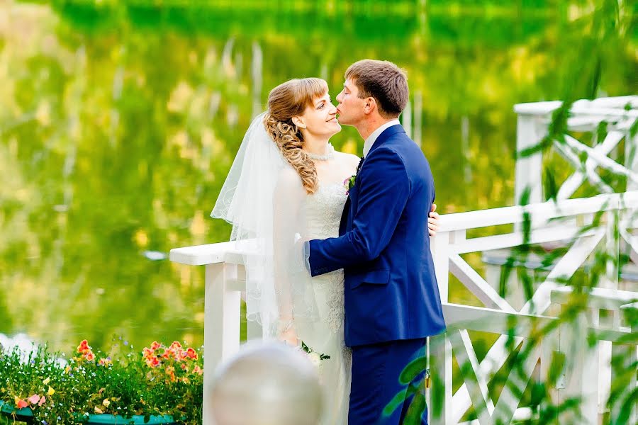 Bryllupsfotograf Anna Rusakova (nysyarus). Foto fra juni 8 2015