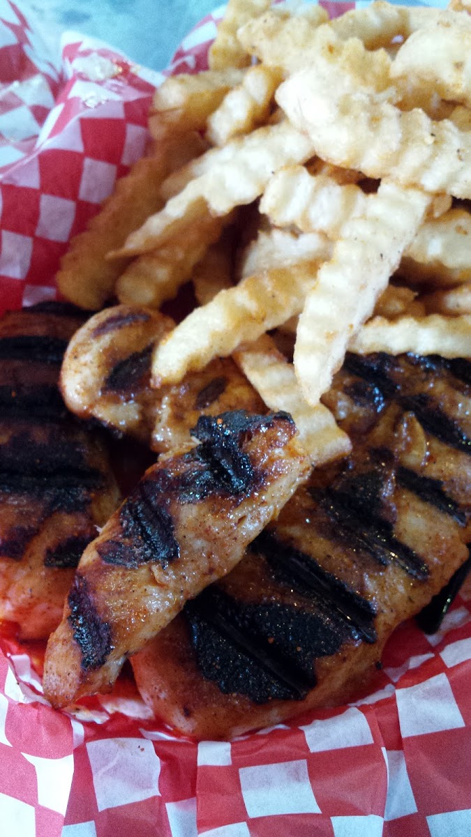 Gluten-free, unbreaded chicken with great crinkle-cut fries (from a dedicated fryer)