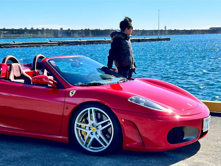 F430 スパイダーの今年もよろしくお願いします・スパカツーリング・ヒデちゃんに関するカスタム事例の投稿画像1枚目