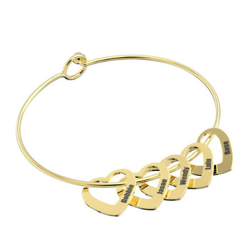 Title 13, Ljubavna narukvica na bracelu Peach Ime srčanik...