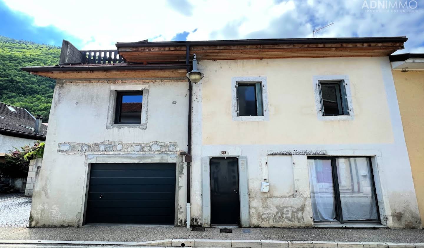 House with terrace Collonges