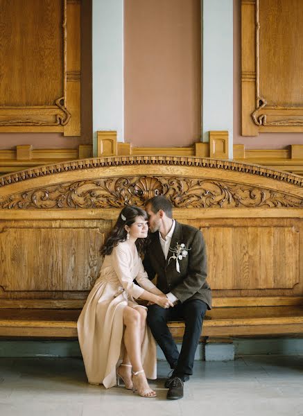 Fotógrafo de casamento Yuliya Ostapko (yuliyaostapko). Foto de 21 de julho 2018