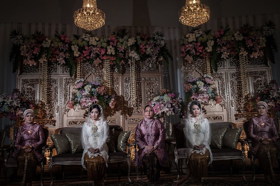 Fotógrafo de casamento Aswindra Satriyo (satriyo). Foto de 19 de outubro 2016